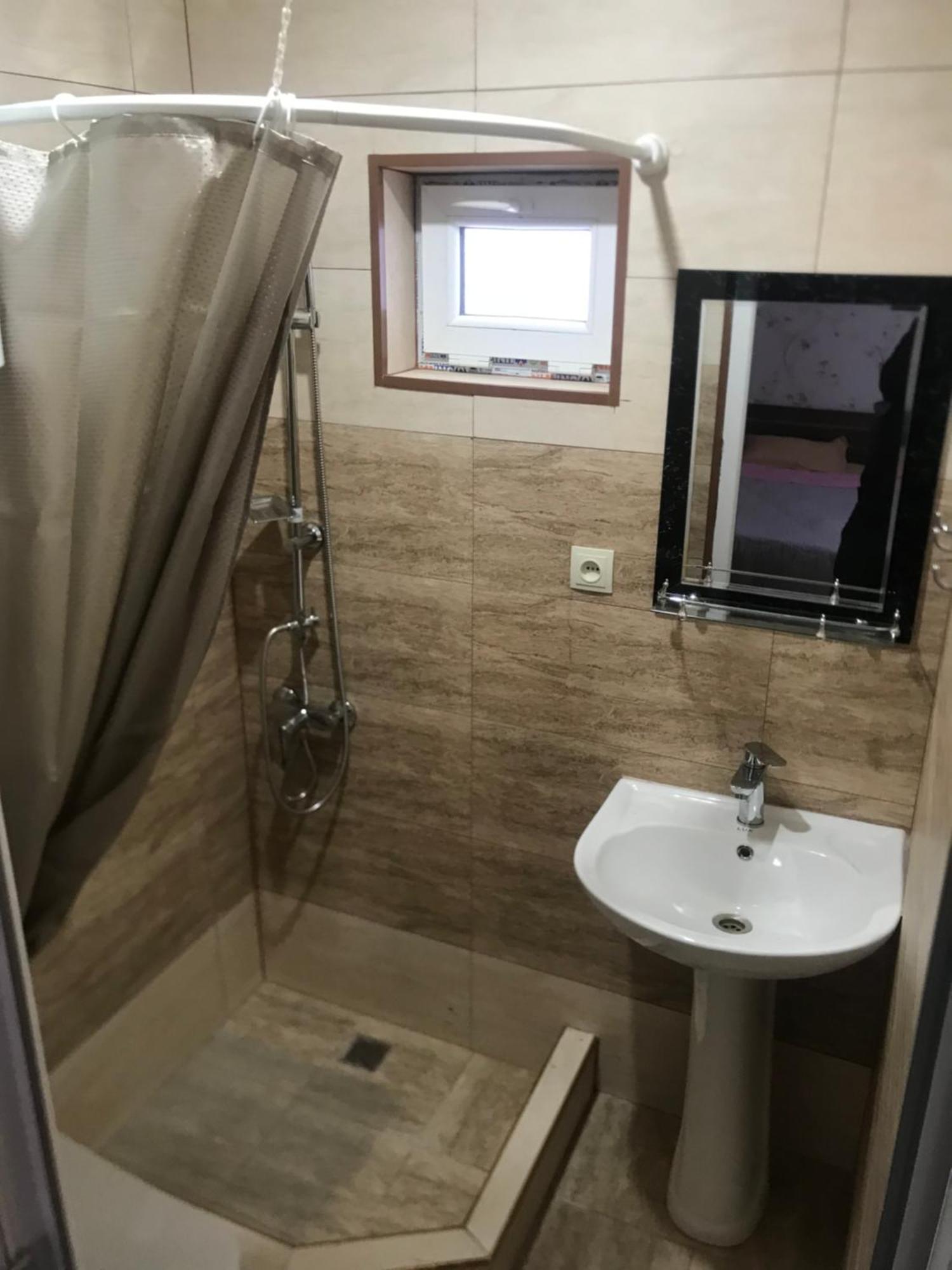 Гостевой дом Stop House Местия Экстерьер фото